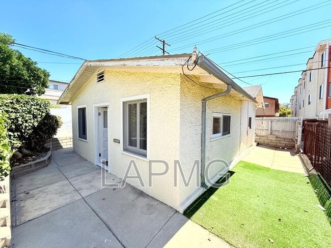 Building Photo - 626 E Harvard Rd Rental