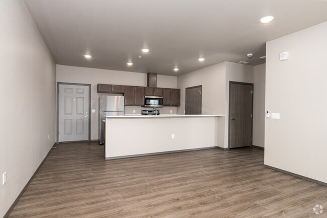 1BR, 1BA - 841SF