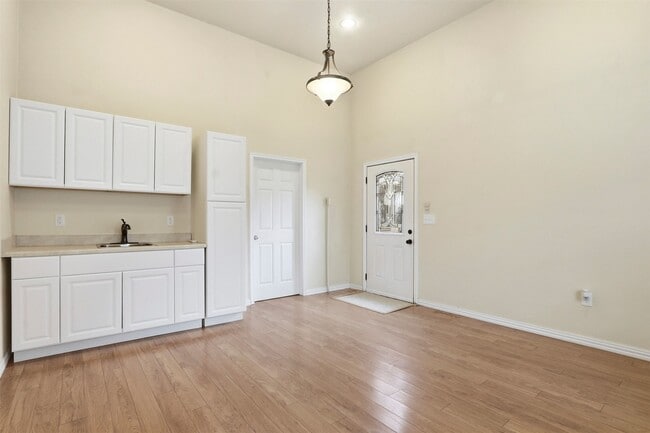 Photo - 11930 Carriage Hill Dr