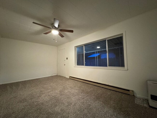 Photo - 640 Juniper St