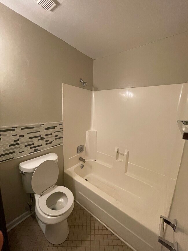 Photo - 1166 Booth Rd SW Unit 501