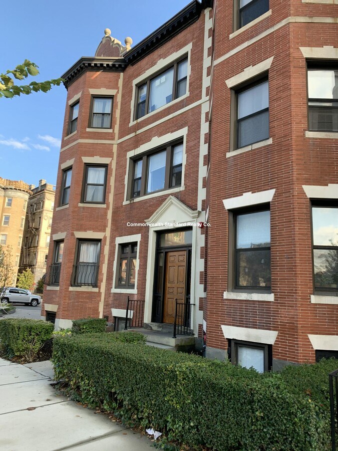 Photo - 901 Beacon St Unit 6