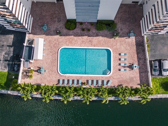 Photo - 401 Golden Isles Dr Unit 804