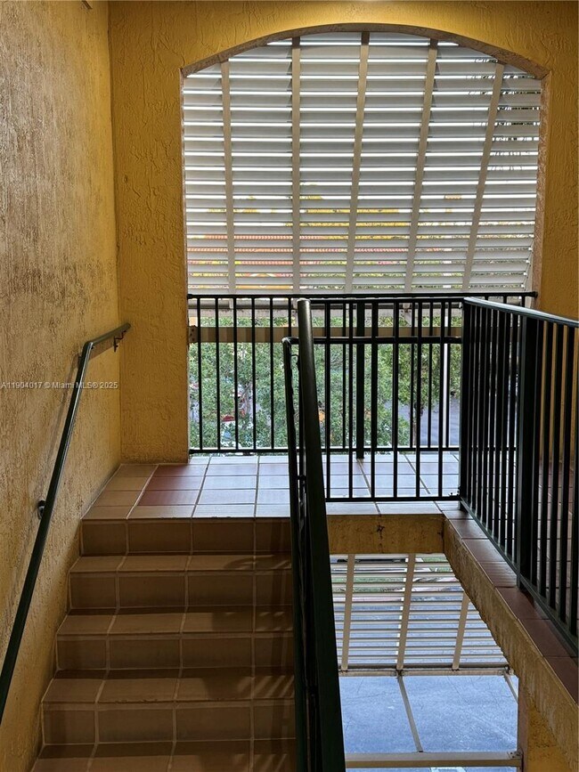 Photo - 7350 NW 114th Ave Unit 301