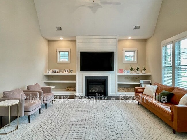 Photo - 2856 Americus Dr