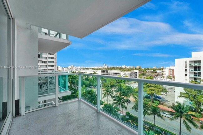Building Photo - 1000 West Ave Unit 708 Rental