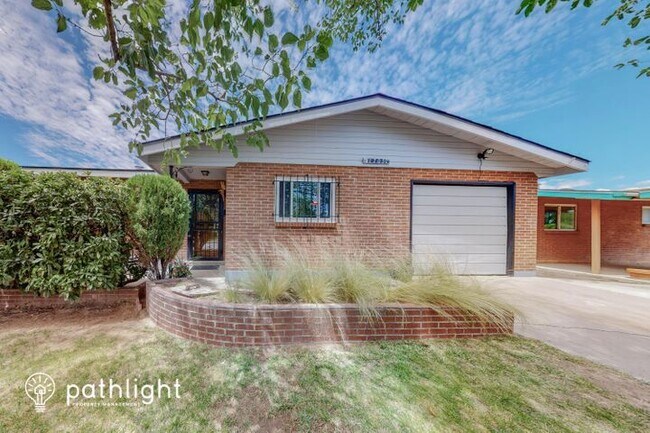 Photo - 1705 Cornell Dr SE House