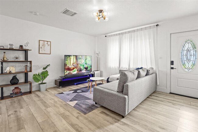 Photo - 11002 NE 13th Ave Unit #