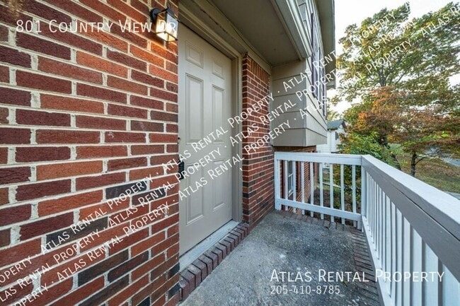 Photo - 801 Country View Dr NE