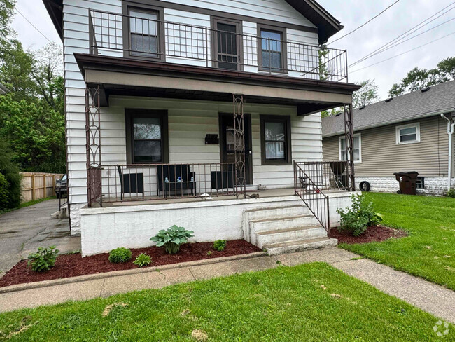 Building Photo - 1707 Euclid Avenue Unit 2 Rental