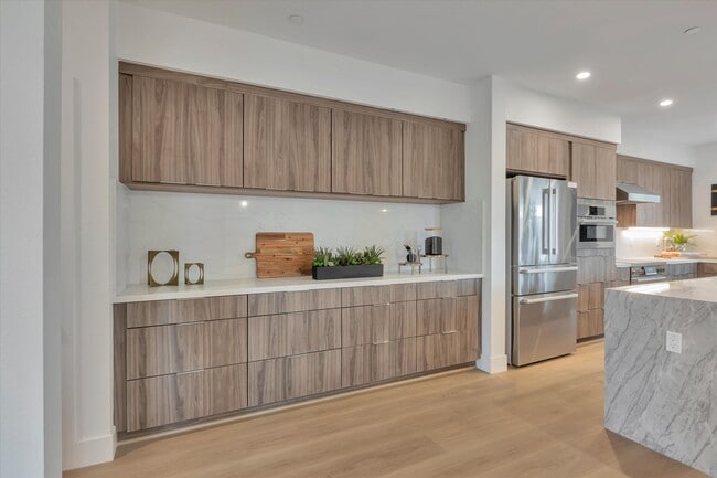 Kitchen Nook - 3001 Ivory Ter Unit 3001