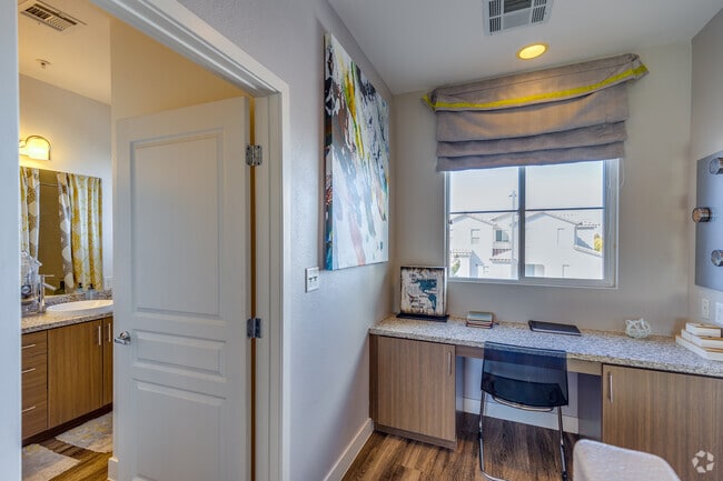1 BR, 1 BA - 1,147 SF