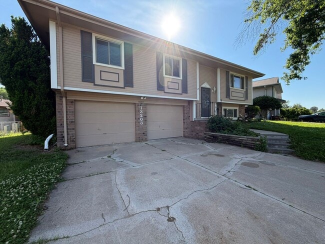 Photo - 13203 Courtney Dr