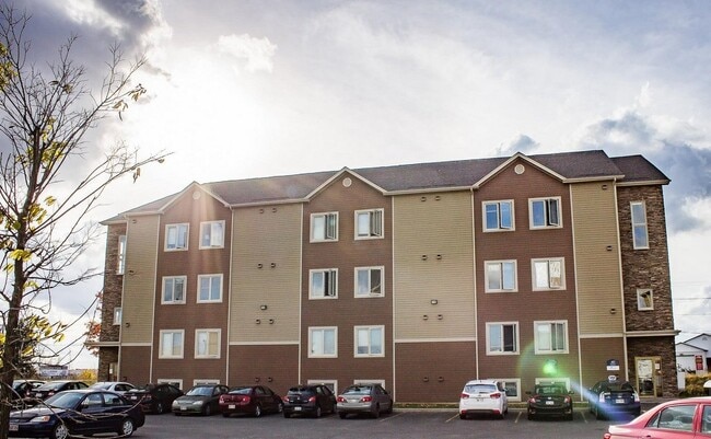 Building Photo - 40 Flanders Court