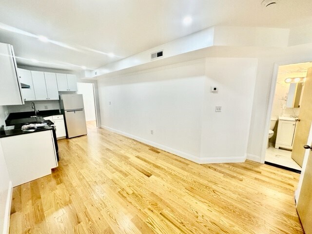 Photo - 284 Hanover St Unit 4