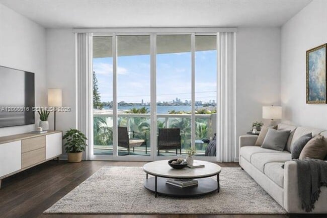 Photo - 7910 Harbor Island Dr Unit 7910 Harbor Island Dr # 402