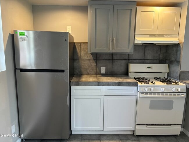 Photo - 614 Marr St Unit C