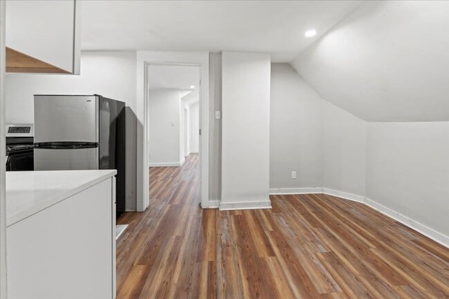 Photo - 1138 36th St Unit 1138 W 36th St   2