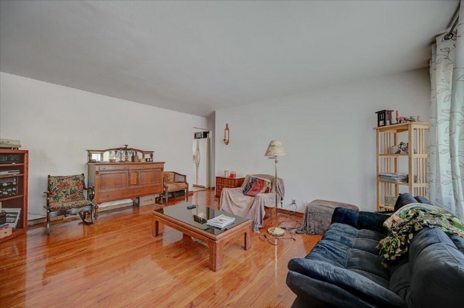 Photo - 10165 W Cleveland Ave Unidad LOWER