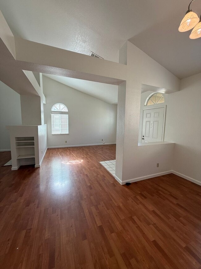 Photo - Travis School District