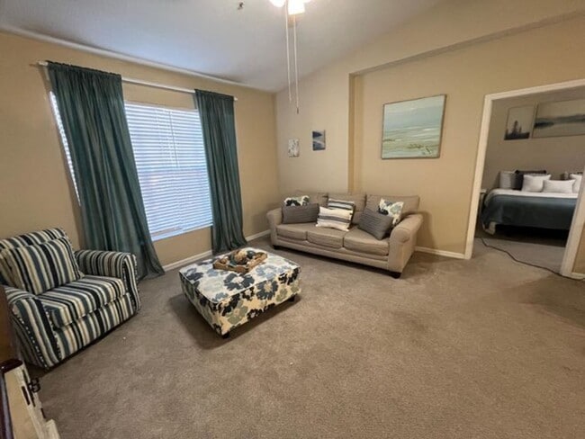 Photo - 1 bd / 1 ba condo in The Palms Club Community Unit 12-304