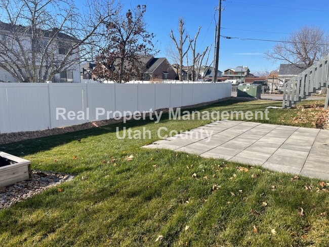 Photo - Corner lot home in Lehi