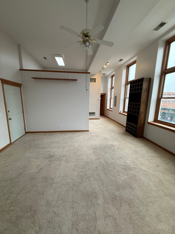 Photo - 31-33 W New York St Unit B