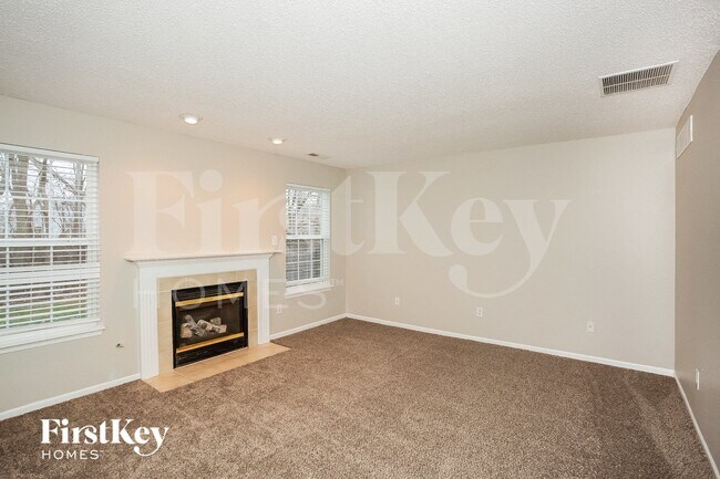 Photo - 15563 Dusty Trail