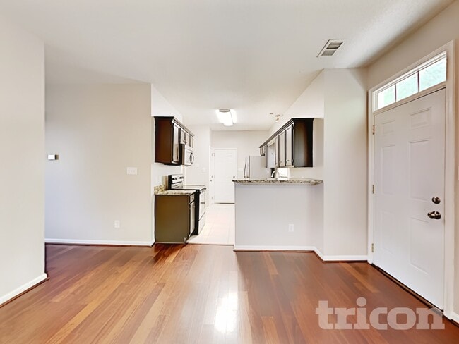 Photo - 1609 Silverberry Ct