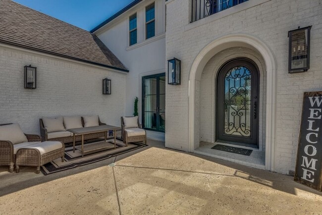 Photo - A must see in highly sought after Windsong...