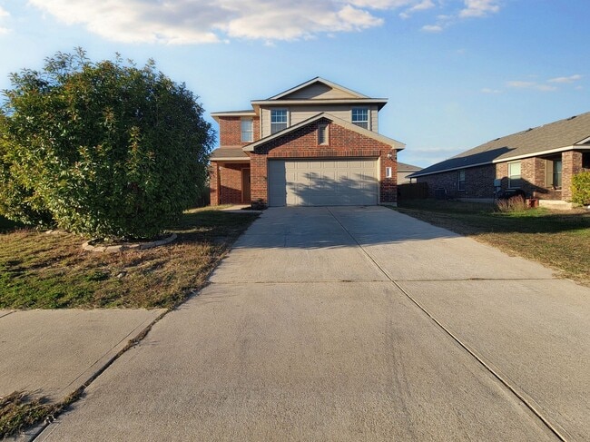 Photo - Beautiful 3BR/2BA Home | Washer & Dryer Included | Walk-In Closet & Big Backya