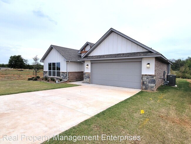 Photo - 3 br, 2 bath House - 19804 Canning Court