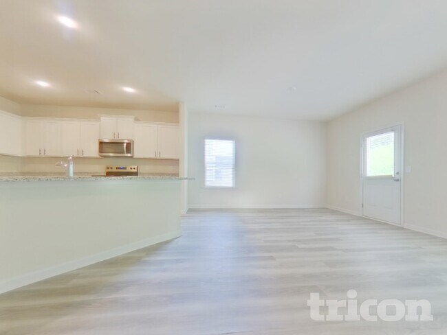 Photo - 441 Prescott Wy