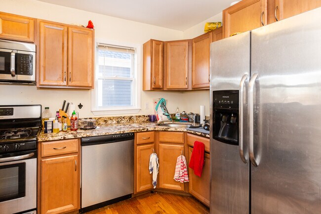 Photo - 186 Calumet St