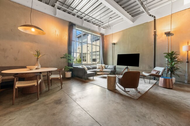Photo - Spacious 2br loft with in-unit laundry and... Unit 206