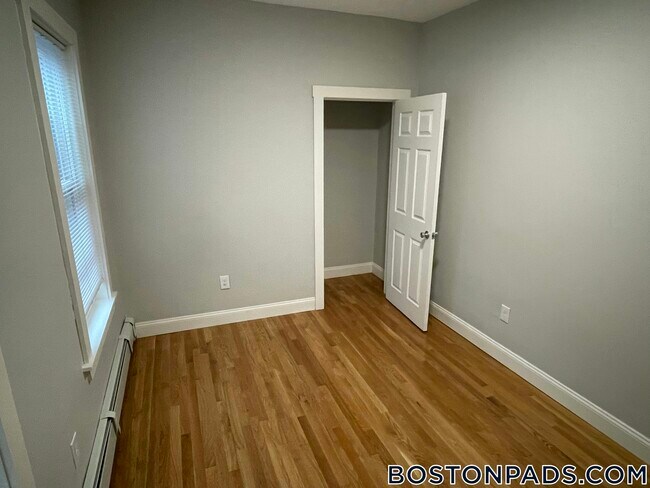 Photo - 1922 Columbus Ave Unidad 2