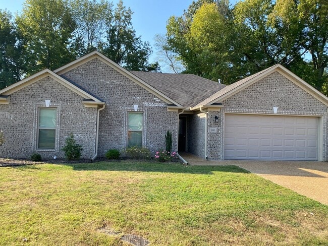 Building Photo - 160 Livingston Way