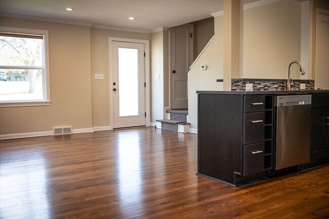 Photo - CherryS6332 Unit CherryS6332