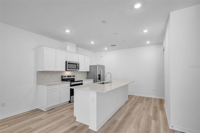 11398 Nona Sound St