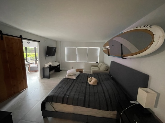 Photo - 4900 N Ocean Blvd Unidad #305 Brown Rental