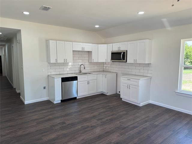 Photo - 1501 College St