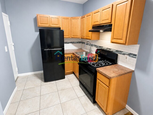 Photo - 49-51-51 Brookdale Ave Unidad 1F