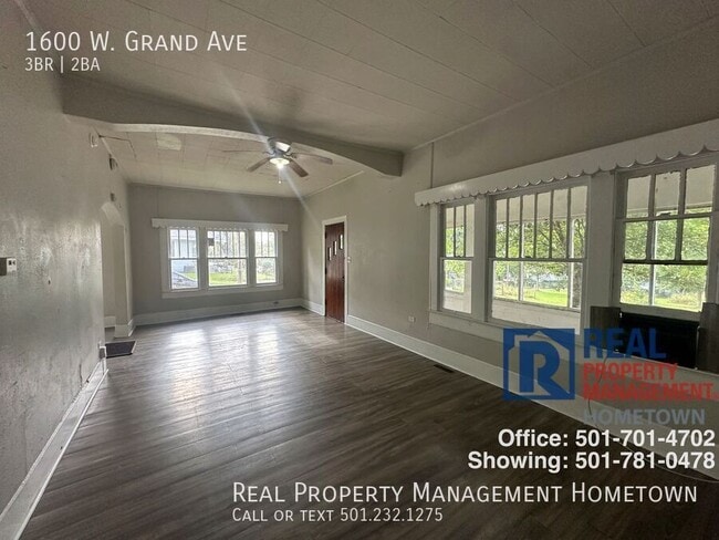 Photo - 1600 W Grand Ave