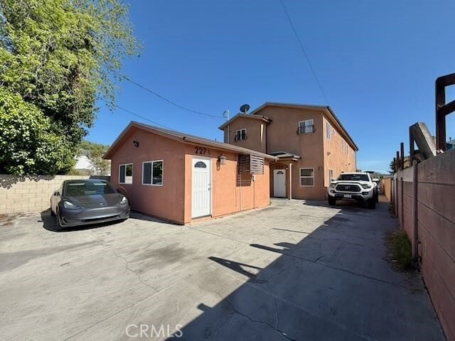 Photo - 227 E 84th St