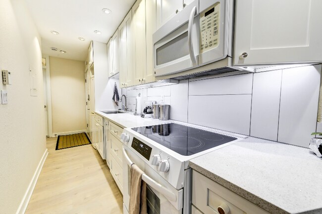 Photo - 1934 18th St Unit 3