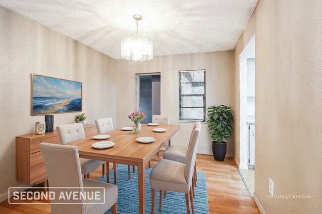 Photo - 8262 Norbert St