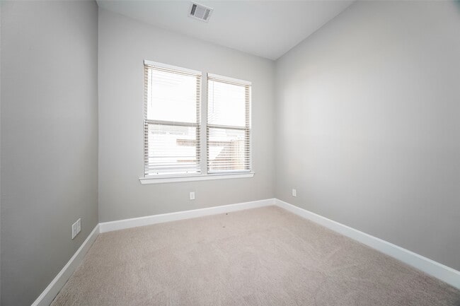 Building Photo - 5110 Royal Heath Dr Rental