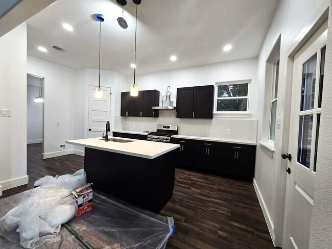 Photo - 14811 Wallach Dr