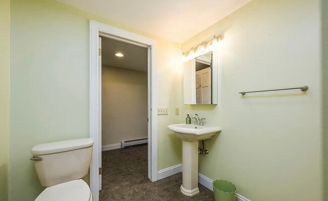 Photo - 1146 Vine St