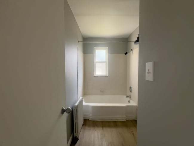 Photo - 10306 Shaker Blvd Unit 20